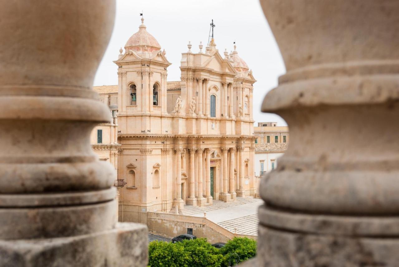 A Casa Tua Affitti Brevi Bed & Breakfast Noto Exterior photo